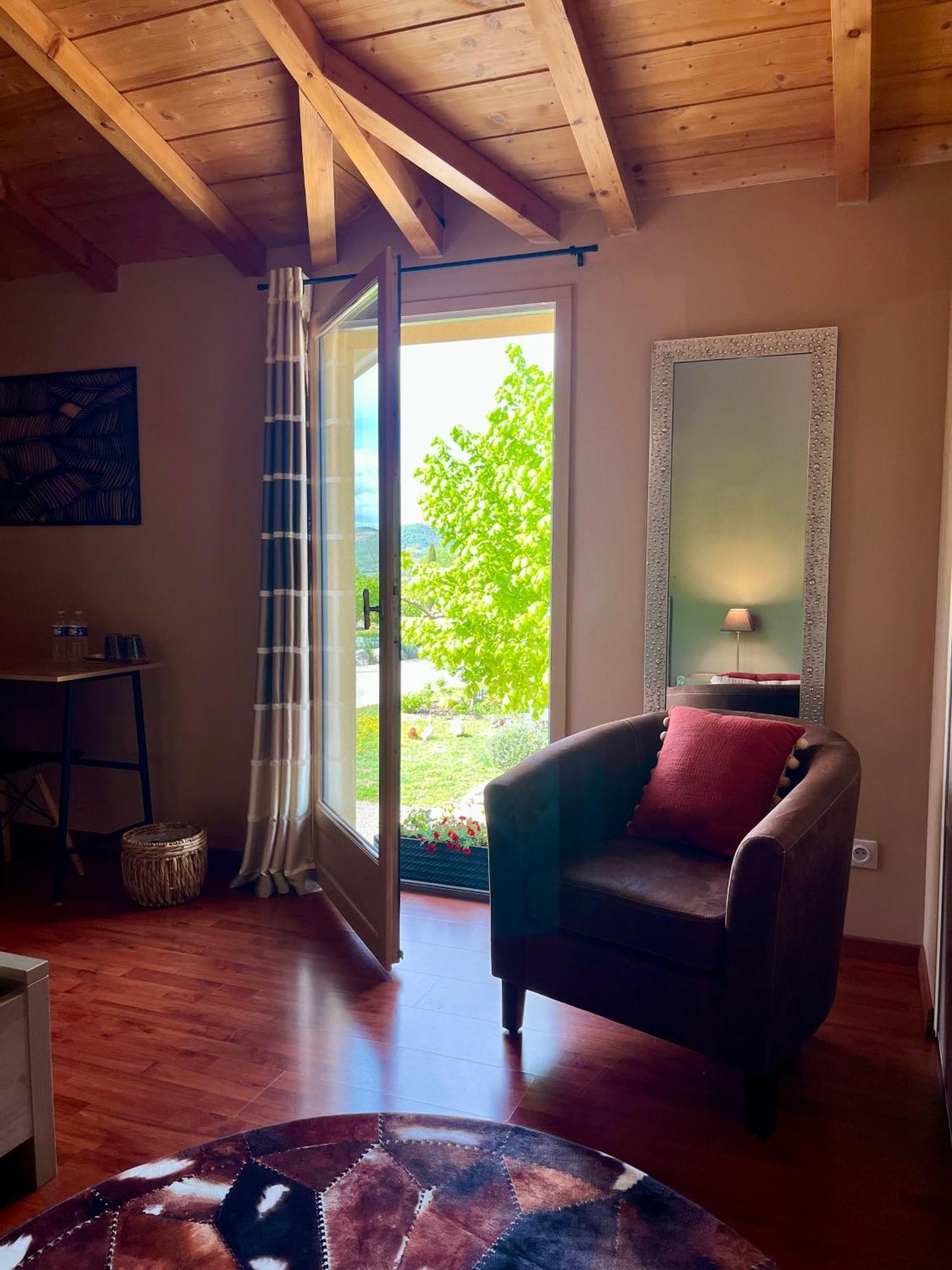 Le Domaine D'Adrien Apartment Larnage Exterior photo